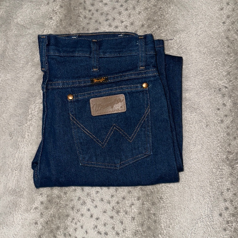 WRANGLER COWBOY CUT JEANS